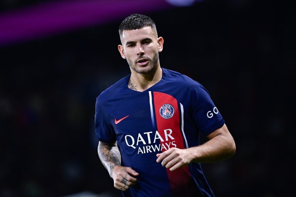 Lucas: Paris không có thời gia