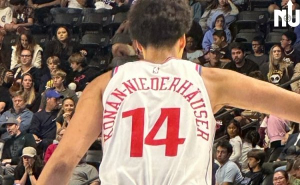 Bạn là Antetokounmpo phải kh