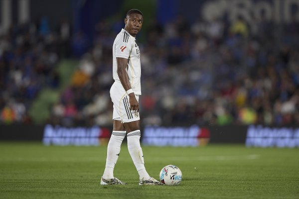 De Skye: Alaba đang nỗ lực để 