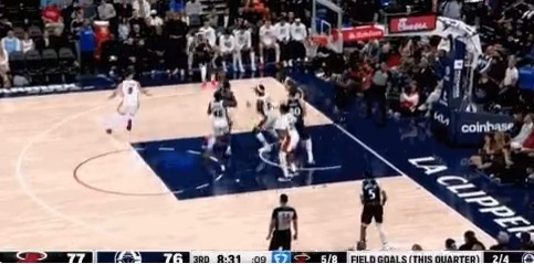 Không dễ dàng! Bill nhận được 