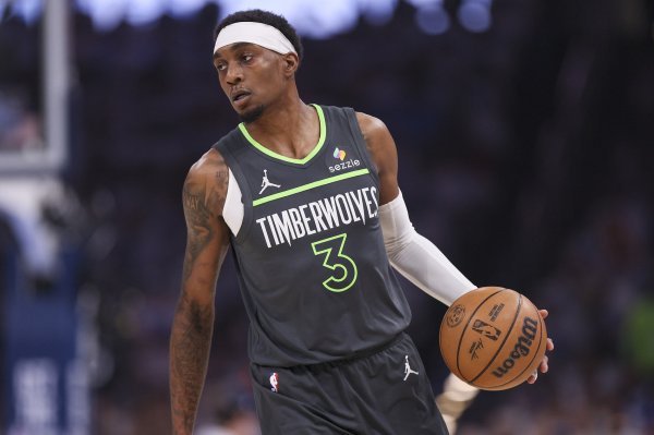 Đầu ra ổn định! McDaniels thực