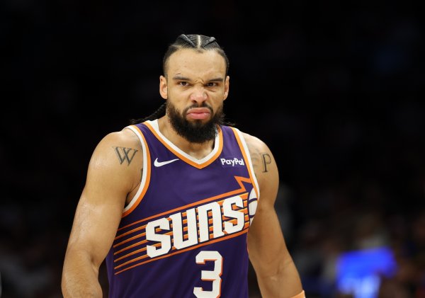 Phong cách tương tự như Embiid