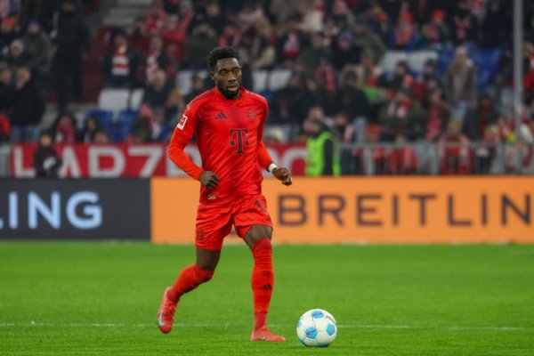 Bild: Davis đã tiếp tục tập lu